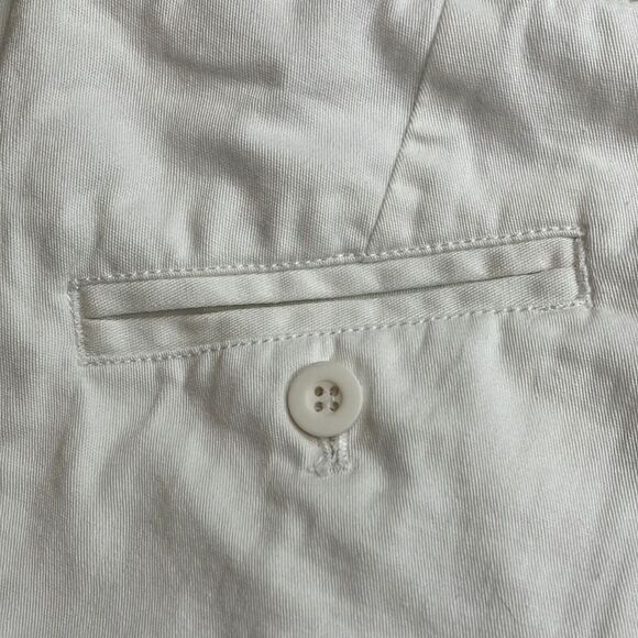 CHADWICK’S 16 Slit Stretchy White Shorts - Picture 9 of 11